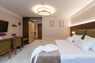 Отель Ribas Karpaty Буковель Стандартный двухместный номер с 1 кроватью или 2 отдельными кроватями-7